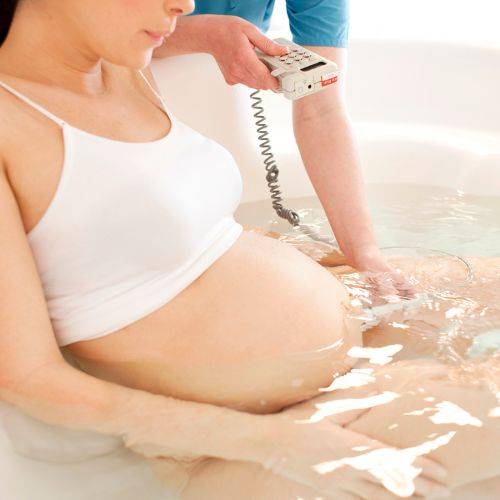 Poród naturalny, poród w wodzie, cesarskie cięcie.